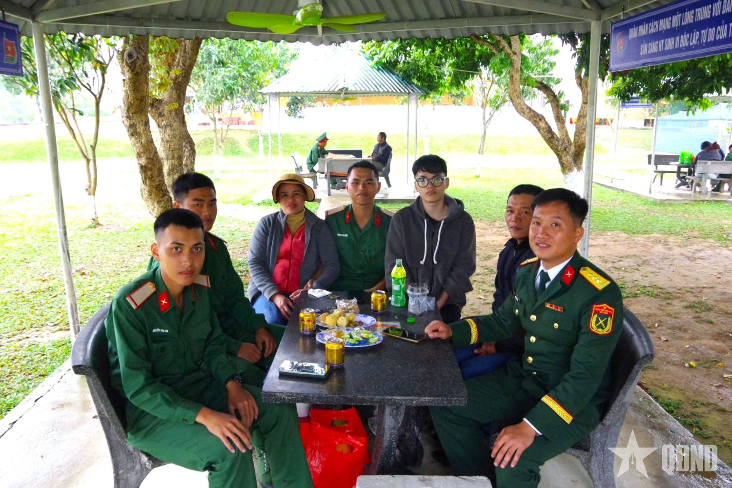 “Kết nối yêu thương - Hậu phương, chiến sĩ” ở Sư đoàn 324